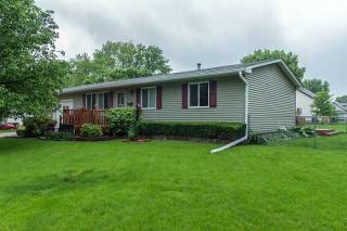 1412 Prairie St, Adel, IA 50003-1625