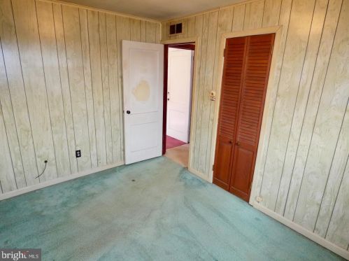 2219 Henlopen Ave, Wilmington DE  19804-3621 exterior