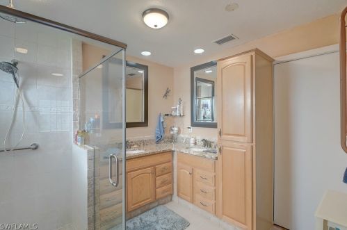 1005 1 Pl, Cape Coral FL  33993-1143 exterior