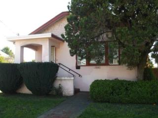 1206 107th Ave, Oakland, CA 94603-3822
