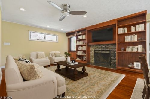 60 Fieldstone Dr, Springfield NJ  07081-2607 exterior