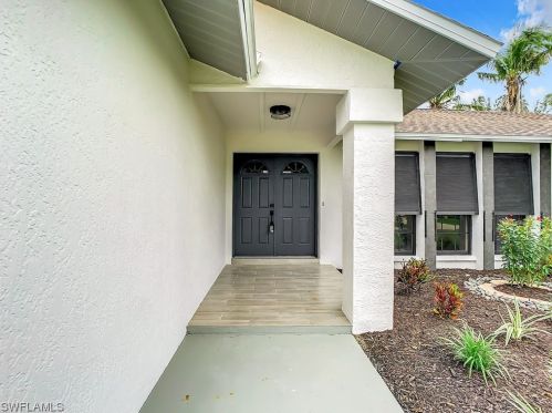 2615 46th Ter, Cape Coral, FL 33914-6164