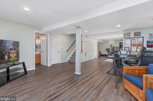 6029 Hot Spring Ln, Fredericksburg VA  22407-3708 exterior