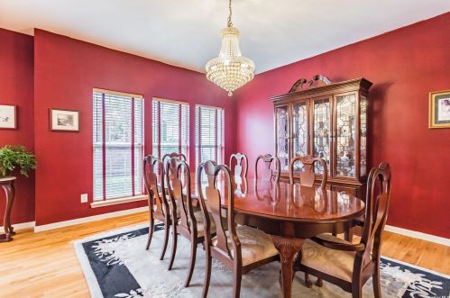 54 Casey Ln, Mount Sinai NY  11766-2336 exterior