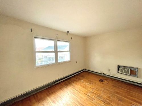 23 Kenyon Pl, Mount Vernon NY  10552-3018 exterior