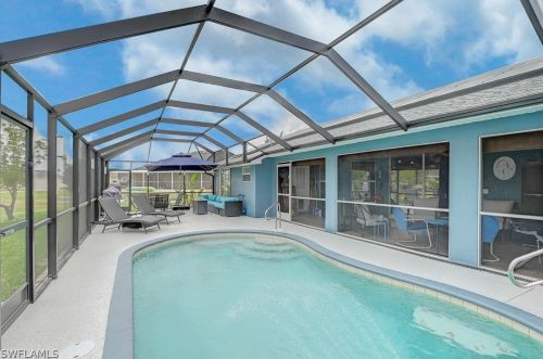 1005 1 Pl, Cape Coral FL  33993-1143 exterior