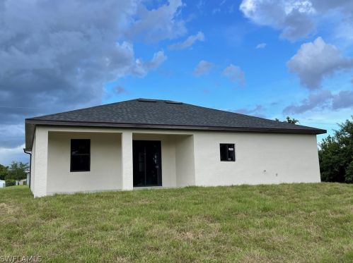 2607 6 St, Lehigh Acres FL 33976-2530 exterior