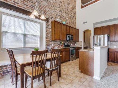 8716 Devonshire Dr, Fort Worth TX  76131-3388 exterior