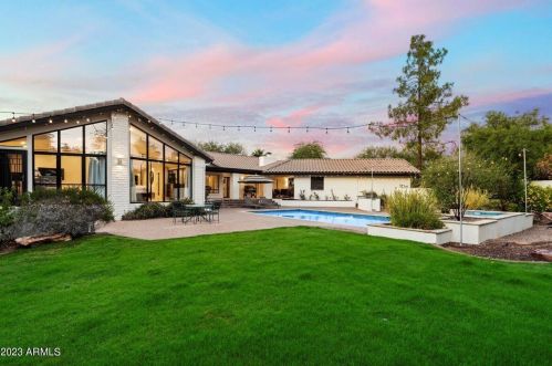 3301 Rovey Ave, Scottsdale AZ 85250-5824 exterior