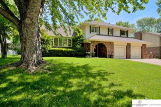 21208 Brentwood Rd, Omaha NE  68022-2048 exterior