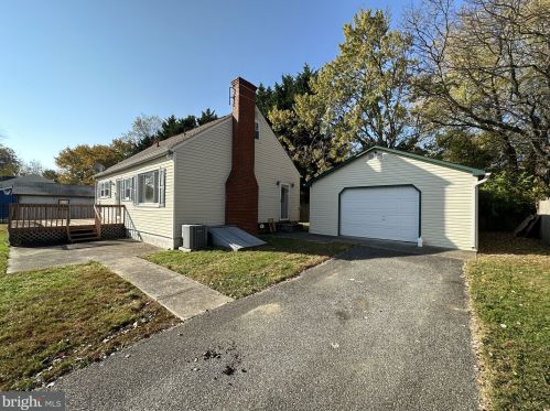 713 Ellen Dr, Bear, DE 19701-1128