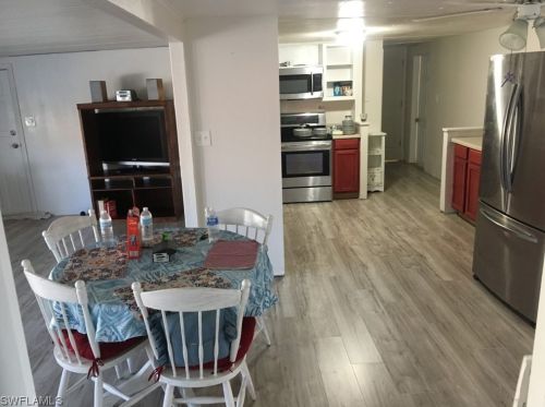 4885 Sandpiper Dr, Saint James City FL  33956-2812 exterior