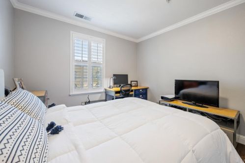 416 Emily Rose Cir, Windsor CA  95492-7732 exterior