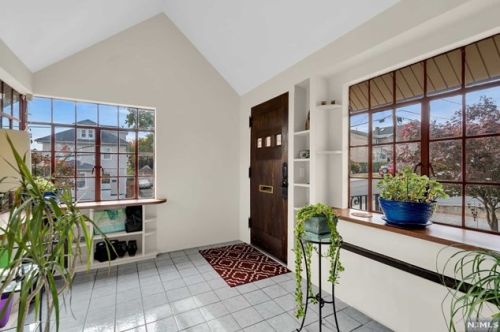 243 Morningside Ave, Cliffside Park NJ  07010-1406 exterior