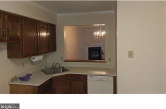 4811 Weatherhill Dr, Wilmington DE  19808-1941 exterior