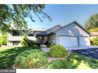 1490 Federal Ct, Saint Paul, MN 55122-1395