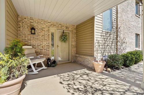 9403 Sundance Dr, Bridgeville, PA 15017-1193