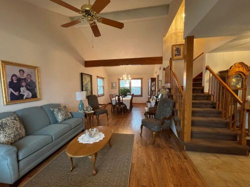 6220 82 St, Kenosha WI 53142-1865 exterior