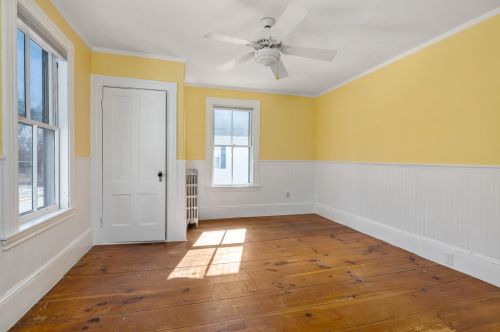 32 Hill St, Dover NH  03820-3111 exterior