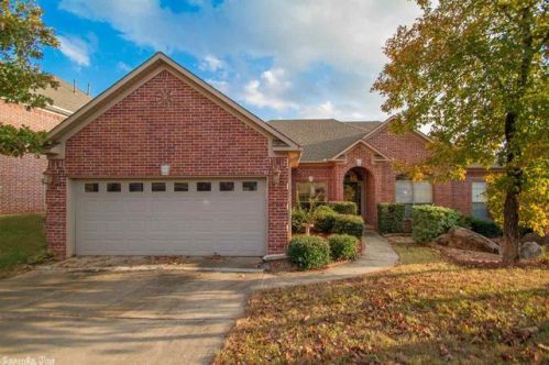 218 Summit Valley Cir, North Little Rock, AR 72113-5933