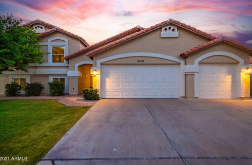 2218 Santa Cruz Dr, Gilbert, AZ 85234-2840