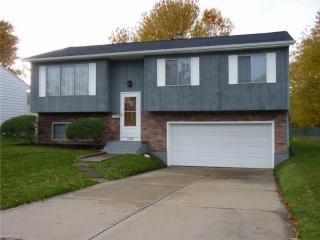 6324 Fry Rd, Cleveland, OH 44142-3628