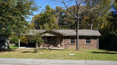 51 Justice St, Crossville, TN 38555-4743
