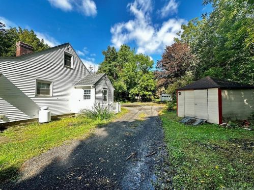 75 Green Hill Rd, Bethlehem, CT 06751-2010