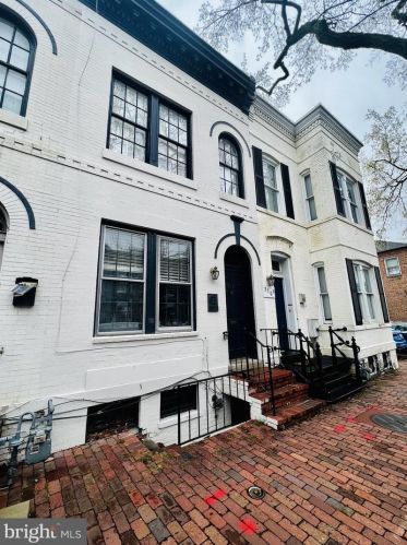 3511 O St, Washington, DC 20007-2614