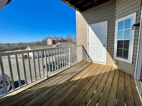555 Ivy Ridge Dr, Newport, KY 41076-8845