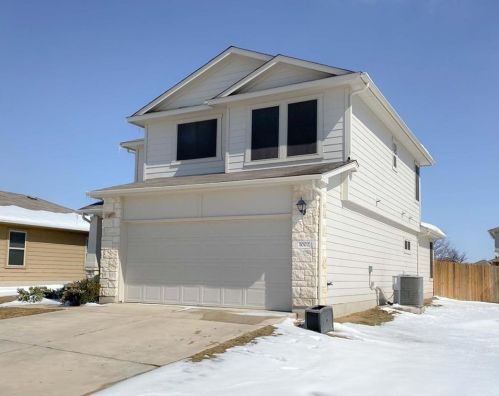 1002 Hawkeye Point Rd, Georgetown TX  78626-7150 exterior