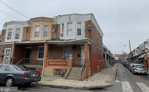 2129 Mckean St, Philadelphia, PA 19145-2733