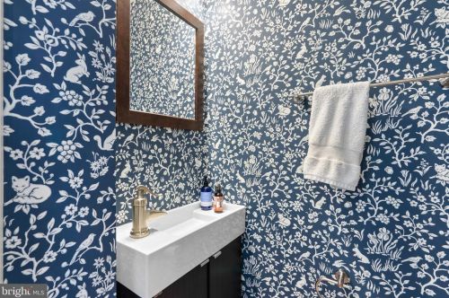 1147 Abbey Pl, Washington DC exterior