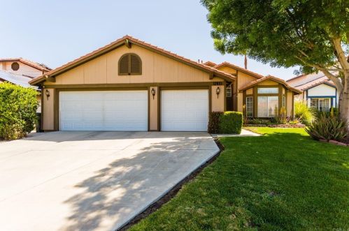 12825 Palo Alto Dr, Victorville, CA 92392-5436
