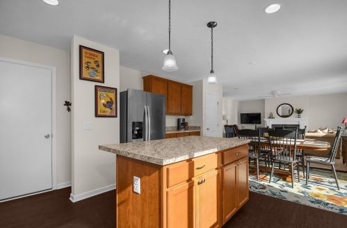 834 Cranberry Dr, Pataskala OH  43062 exterior