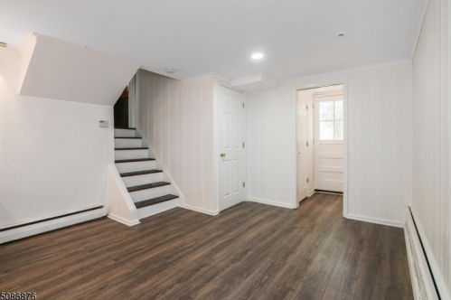 3 Orchard St, Greystone Park NJ  07950-3228 exterior