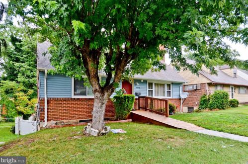 3428 N St, Washington, DC 20019-2958