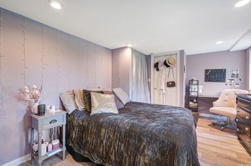 3 Bowman Ln, San Remo NY  11754-2006 exterior