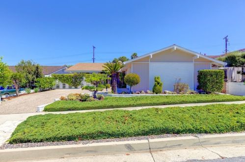 26308 Grayslake Rd, Palos Verdes Estates, CA 90275-1736