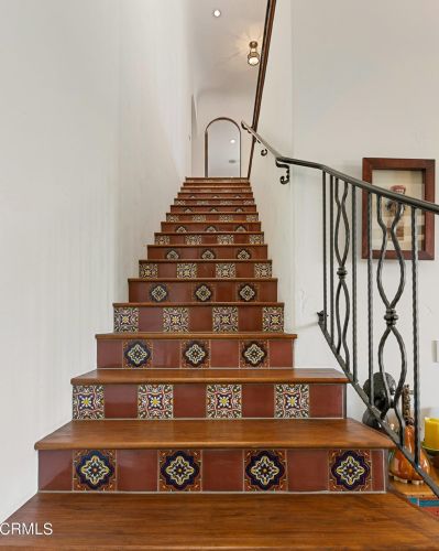 5320 Ivafern Ln, La Canada CA  91011-2811 exterior