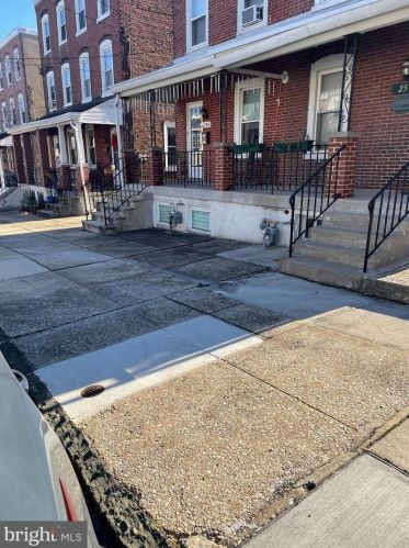 250 Hurst St, Norristown, PA 19405-1625
