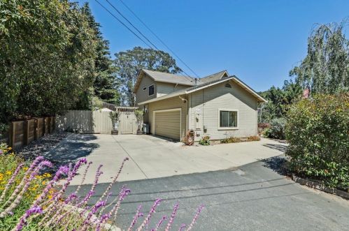 1044 Carr Ave, Aromas, CA 95004-9665