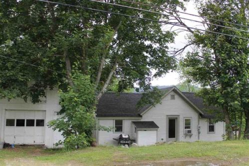 947 Franklin Hwy, Andover NH  03216-3809 exterior