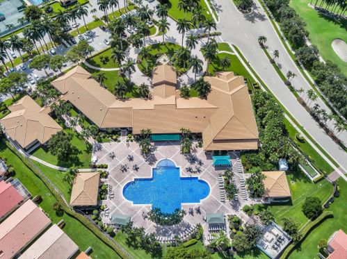 6840 Lismore Ave, Boynton Beach FL  33437-6441 exterior