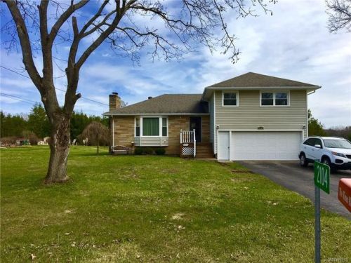 2104 Hillcrest Ave, Olean, NY 14760-9734