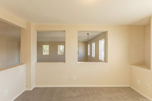 31924 Hyacinth Ct, Lake Elsinore CA  92532-2607 exterior