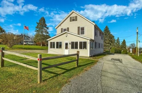 15 Legion Rd, Pine Island, NY 10969-1305