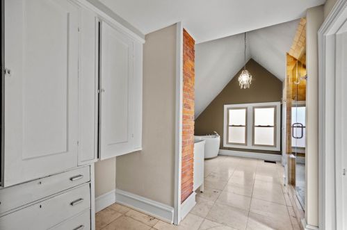 127 Lincoln Ave, Pittsburgh PA  15206-2313 exterior