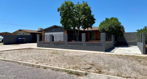 3730 Sarnoff Dr, Tucson, AZ 85730-2634