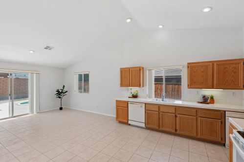 41673 Petersfield Rd, Indio, CA 92203-1061